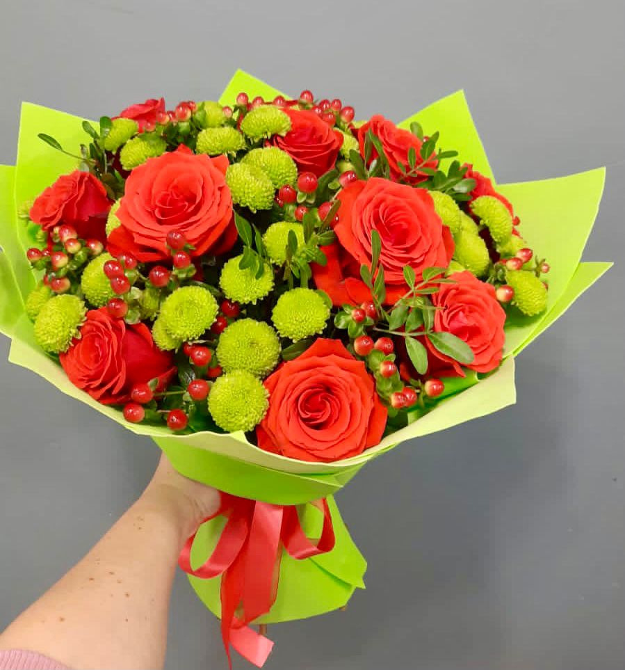 Букет цветов из: Хризантемы и Розы в Баговской