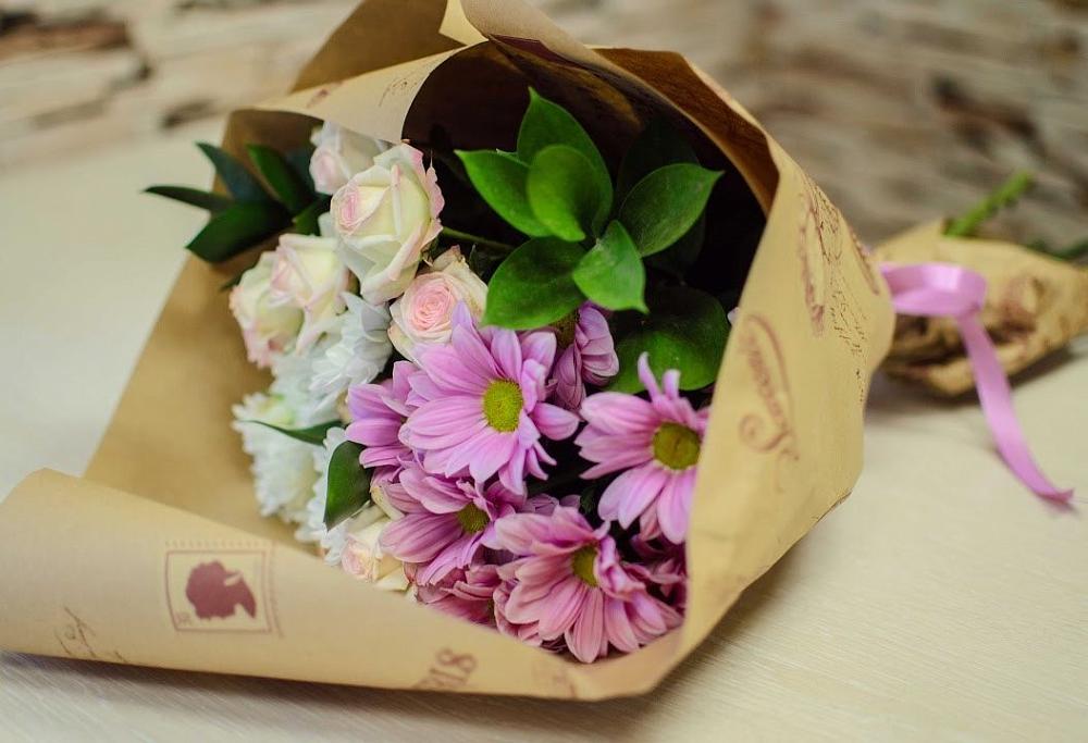 Букет цветов из: Розы и Хризантемы в Баговской