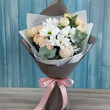 Букет цветов из:  Хризантемы и Розы в Баговской