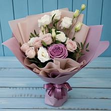 Букет цветов из:  Розы и Лизиантусы #REPLACE_PRED# Баговской
