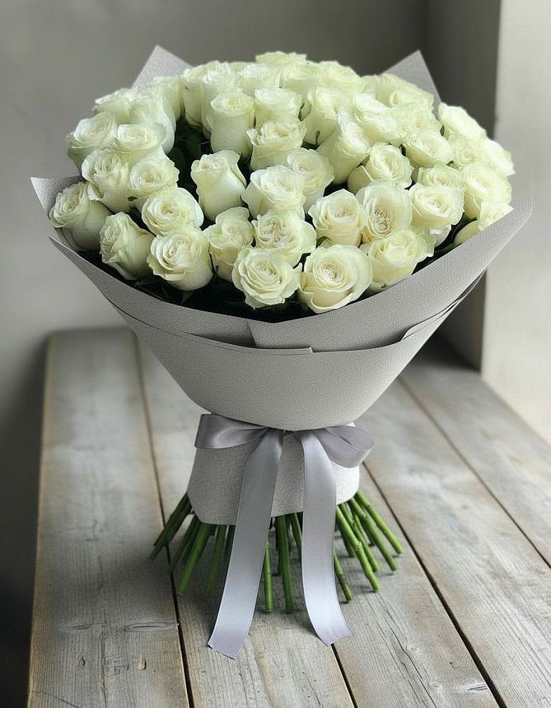 Букет 35 Белых роз в Баговской