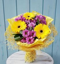 Букет цветов из:  Хризантемы и Герберы в Баговской
