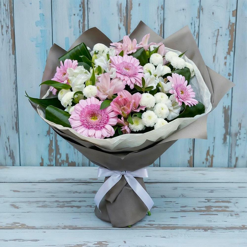 Букет цветов из: Герберы, Альстромерии и Хризантемы в Баговской