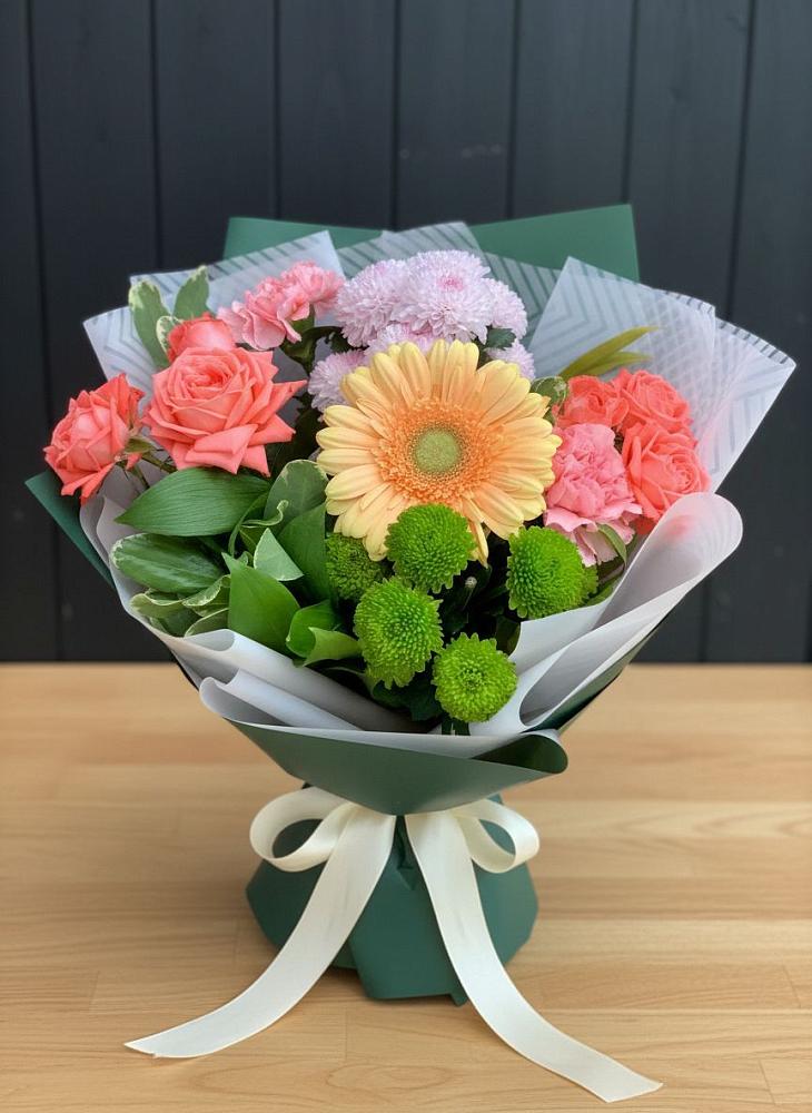 Букет цветов из: Гвоздики, Розы, Герберы и Хризантемы в Баговской